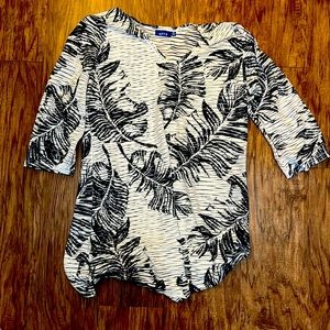 Apt. 9 Swimsuit cover up, black and white with a little bit see-through monstera